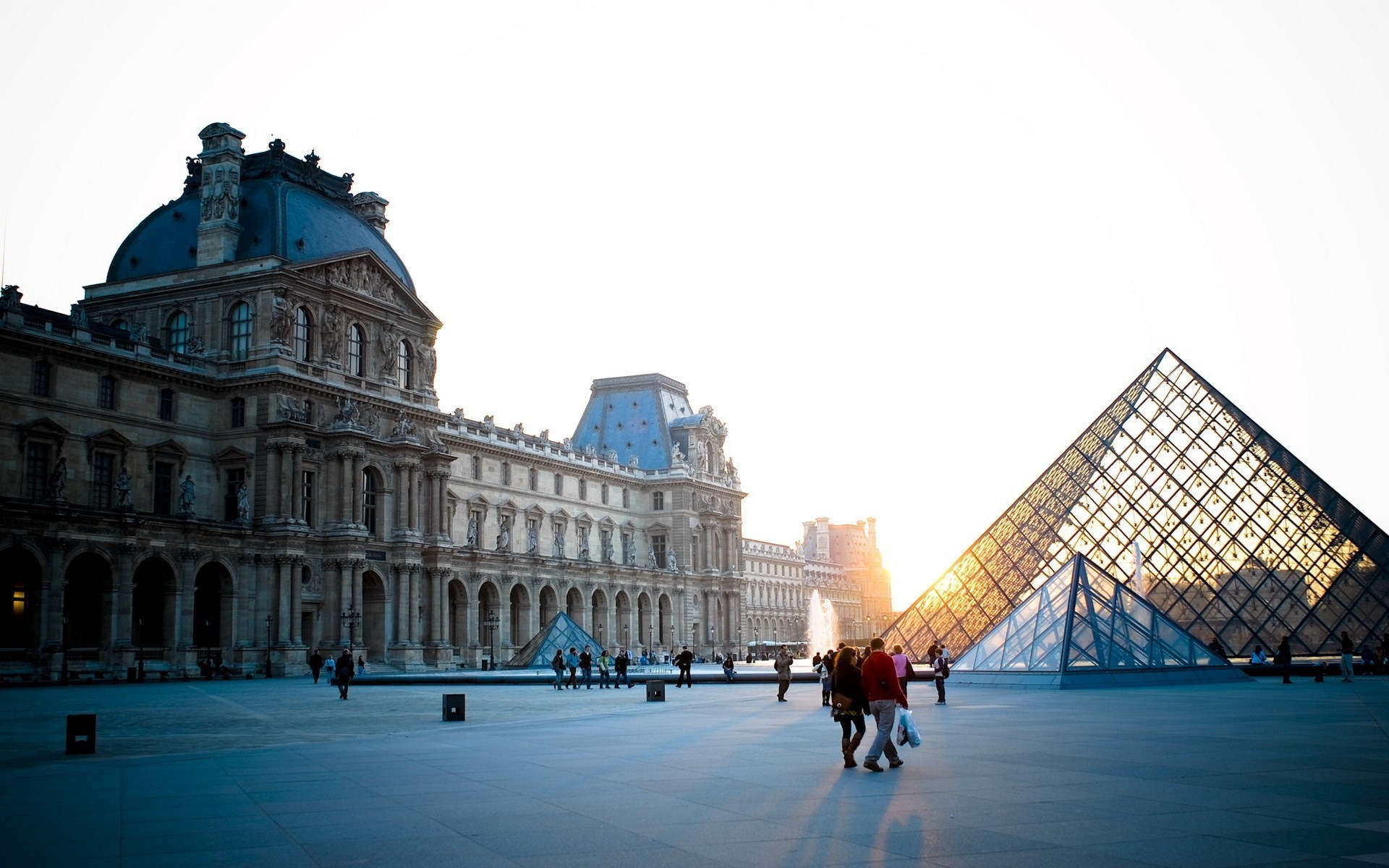 Louvre-Museum04.jpg