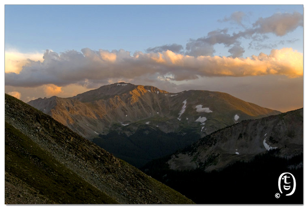 这次是真的吃撑了 ， 一天爬两座14ers_图5