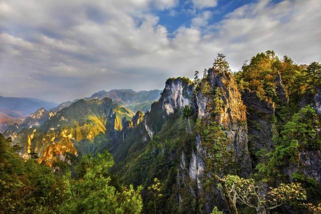 到重庆城口赏如画风景 品飘香瓜果